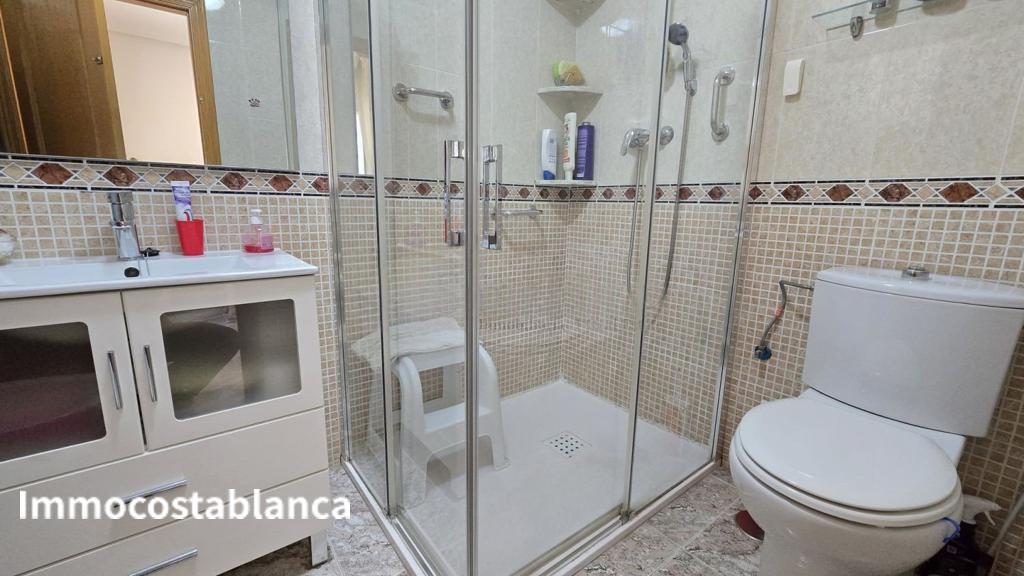 Apartment in Torrevieja, 112 m², 180,000 €, photo 5, listing 33050016