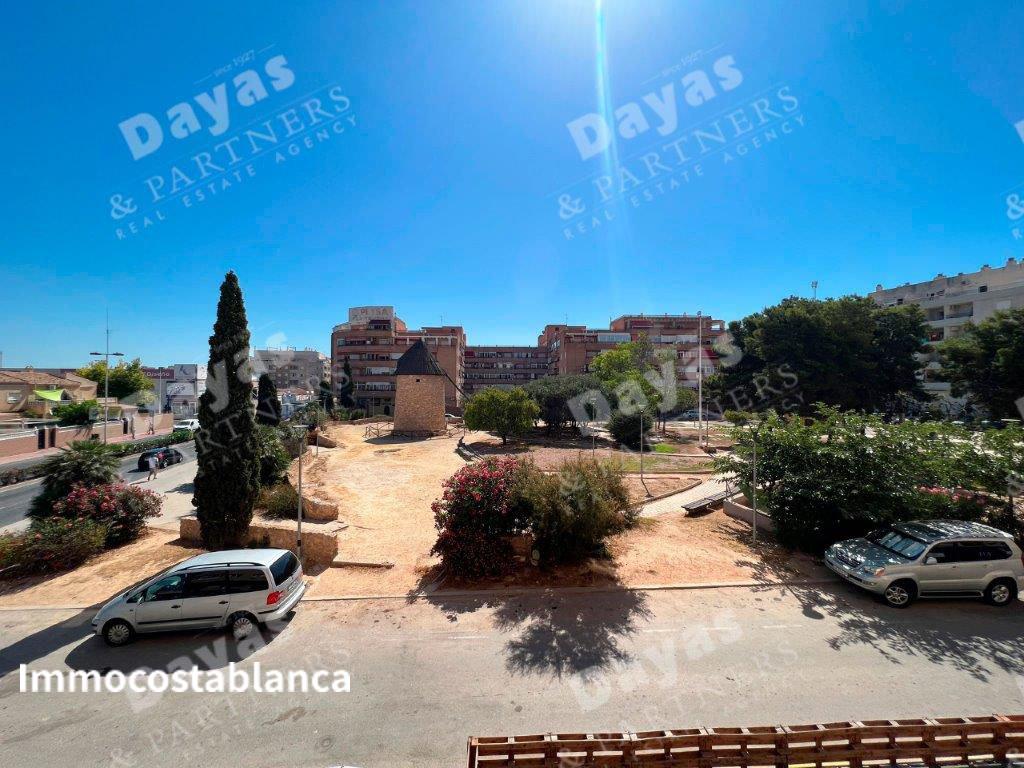 Apartment in Torrevieja, 71 m², 73,000 €, photo 1, listing 41986496