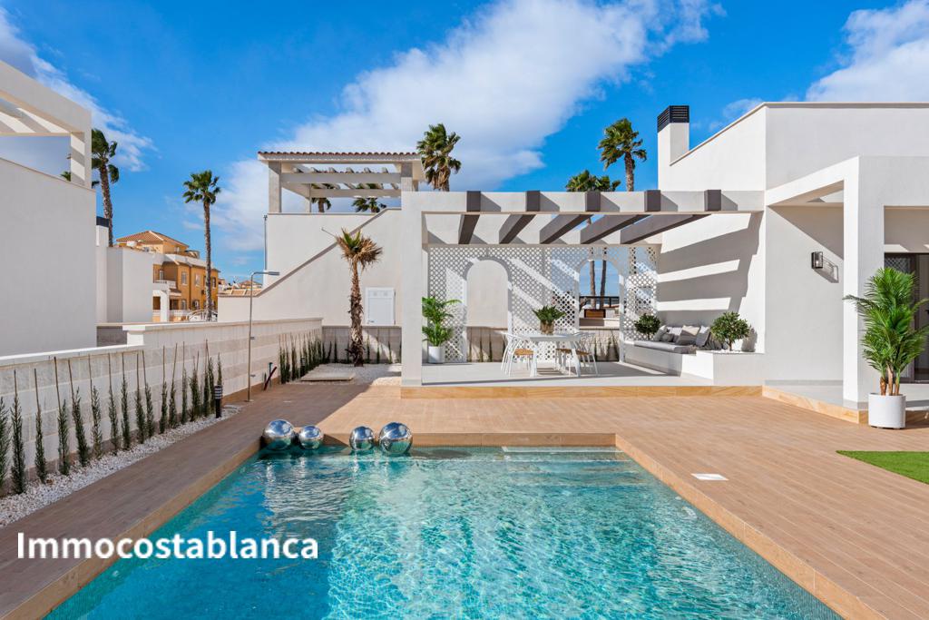 Villa in Ciudad Quesada, 141 m², 697,000 €, photo 1, listing 77701056