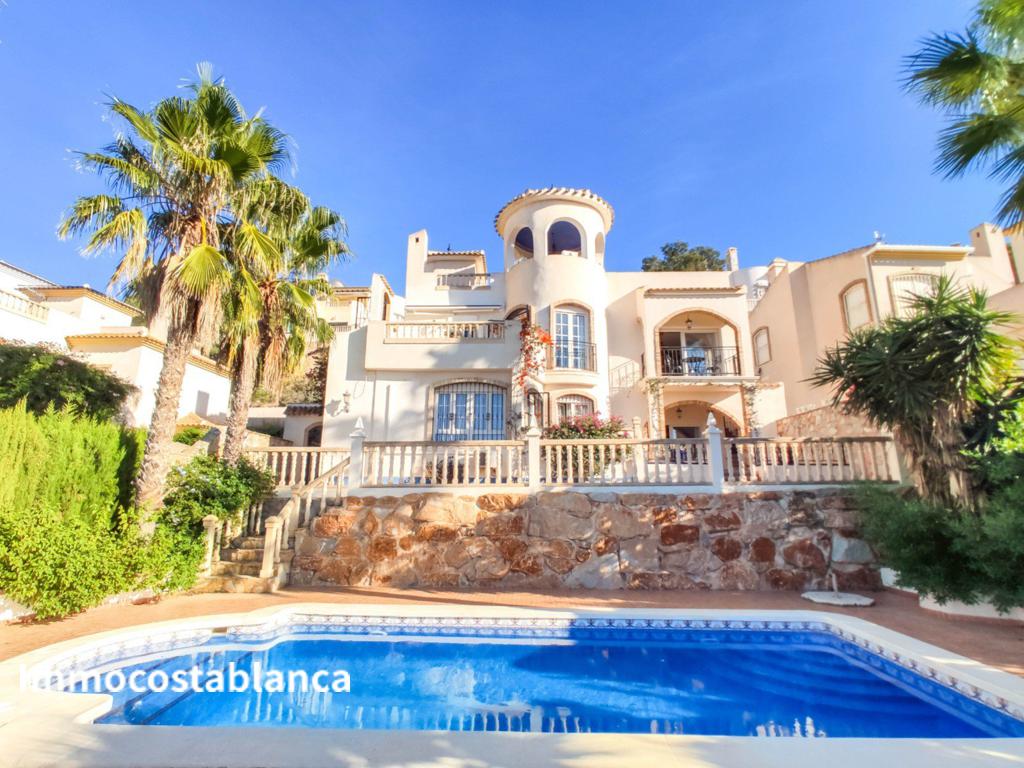 Villa in Dehesa de Campoamor, 250 m², 500,000 €, photo 1, listing 37363128