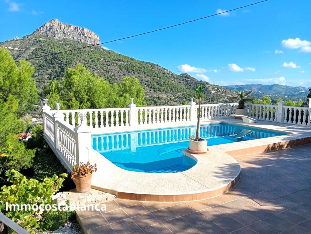 Villa in Calpe, 375,000 €, photo 1, listing 70597856