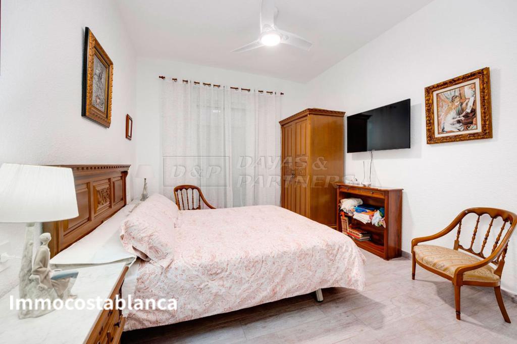 Apartment in Torrevieja, 132 m², 305,000 €, photo 5, listing 38505136