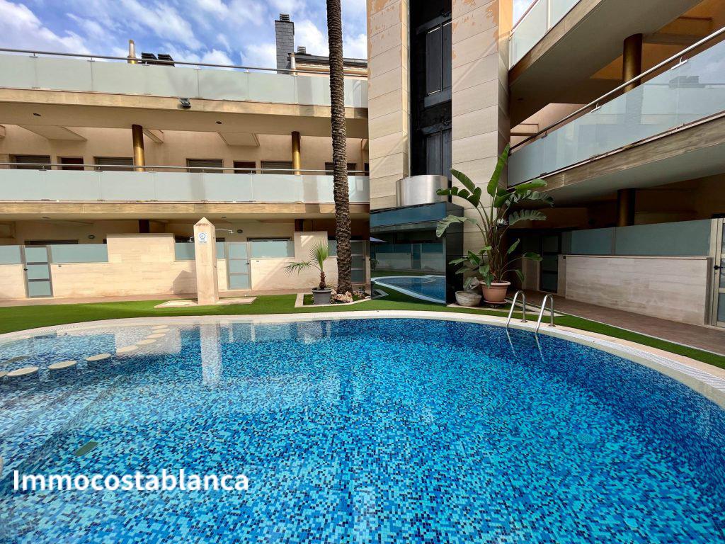 4 room terraced house in Pilar de la Horadada, 244 m², 395,000 €, photo 3, listing 45972976