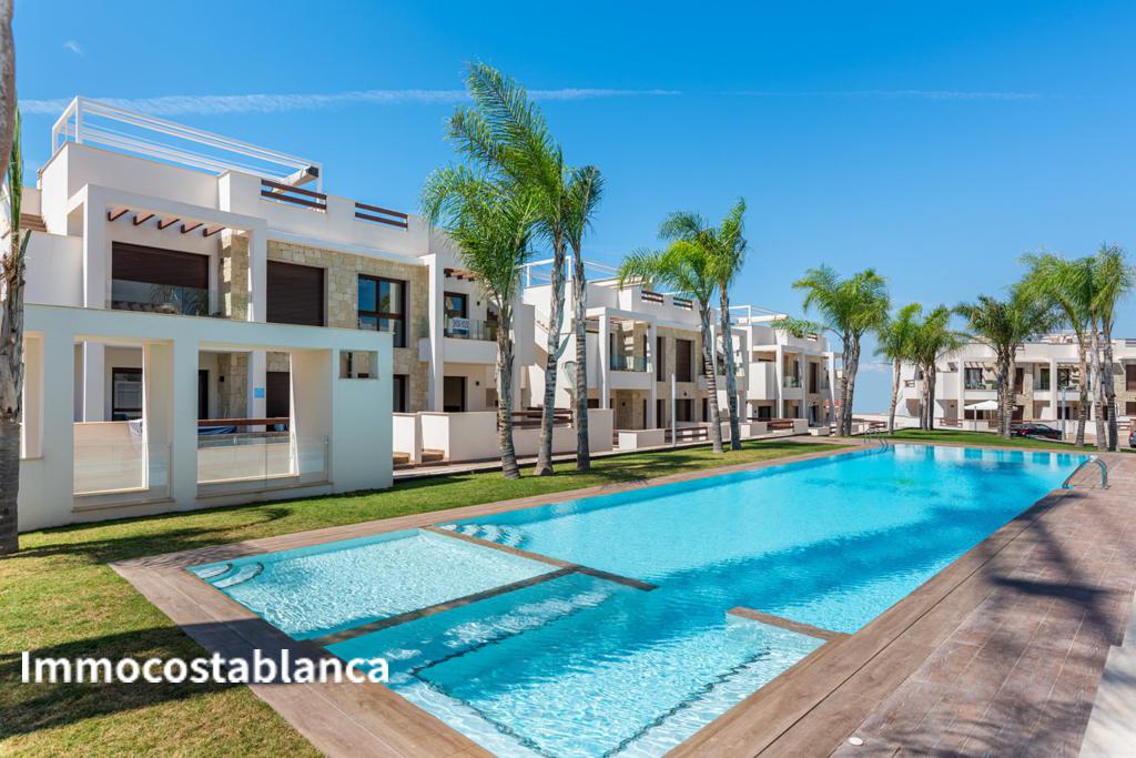 Detached house in Torrevieja, 70 m², 315,000 €, photo 2, listing 53976416
