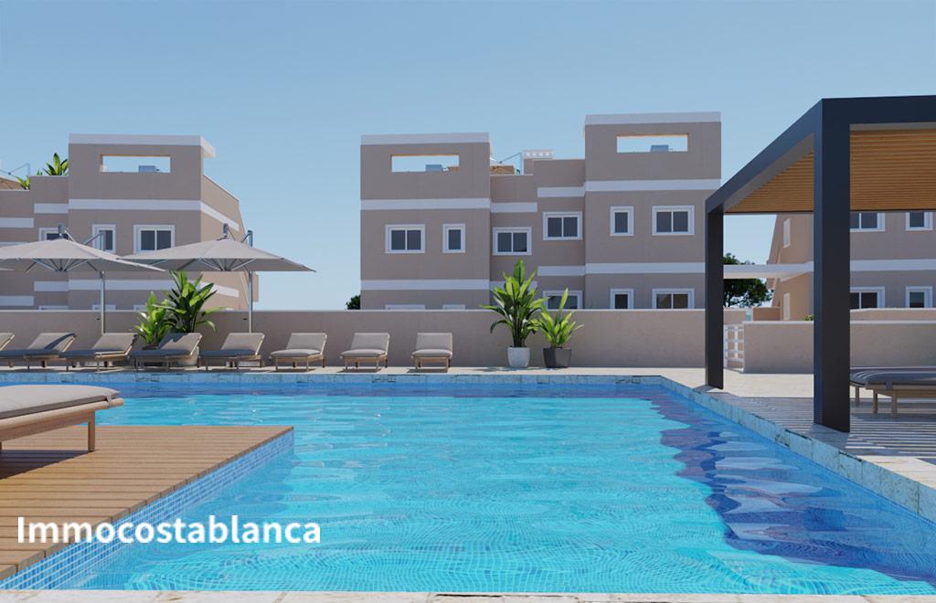 Apartment in Pilar de la Horadada, 75 m², 285,000 €, photo 1, listing 6890816