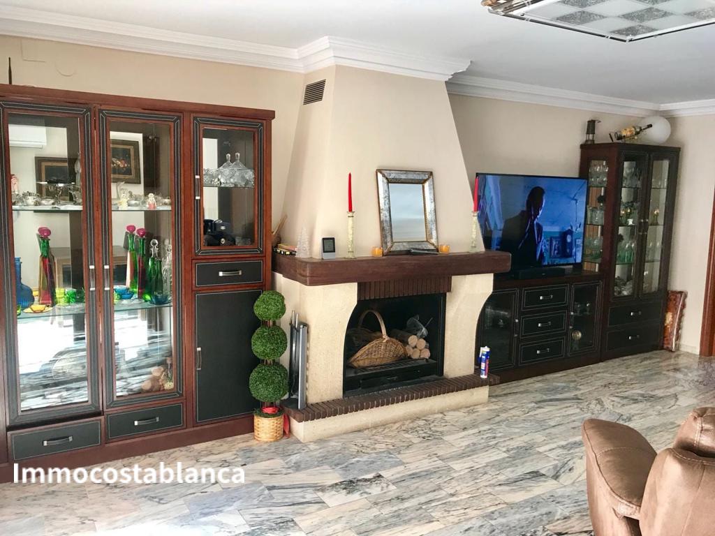 Detached house in Denia, 395 m², 799,000 €, photo 10, listing 9728416