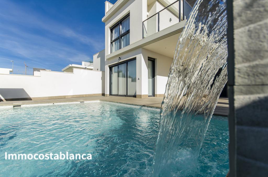 5 room villa in San Miguel de Salinas, 134 m², 810,000 €, photo 2, listing 47218248