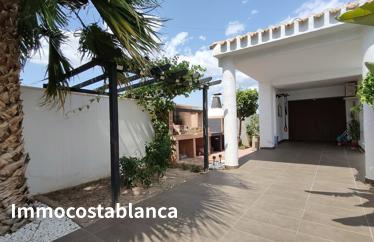 Villa in San Miguel de Salinas, 140 m²