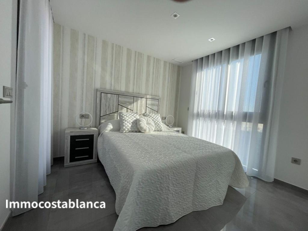 Villa in Torrevieja, 175 m², 500,000 €, photo 1, listing 79804816