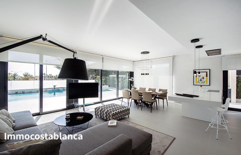 Villa in Dehesa de Campoamor, 197 m², 1,050,000 €, photo 2, listing 77566328