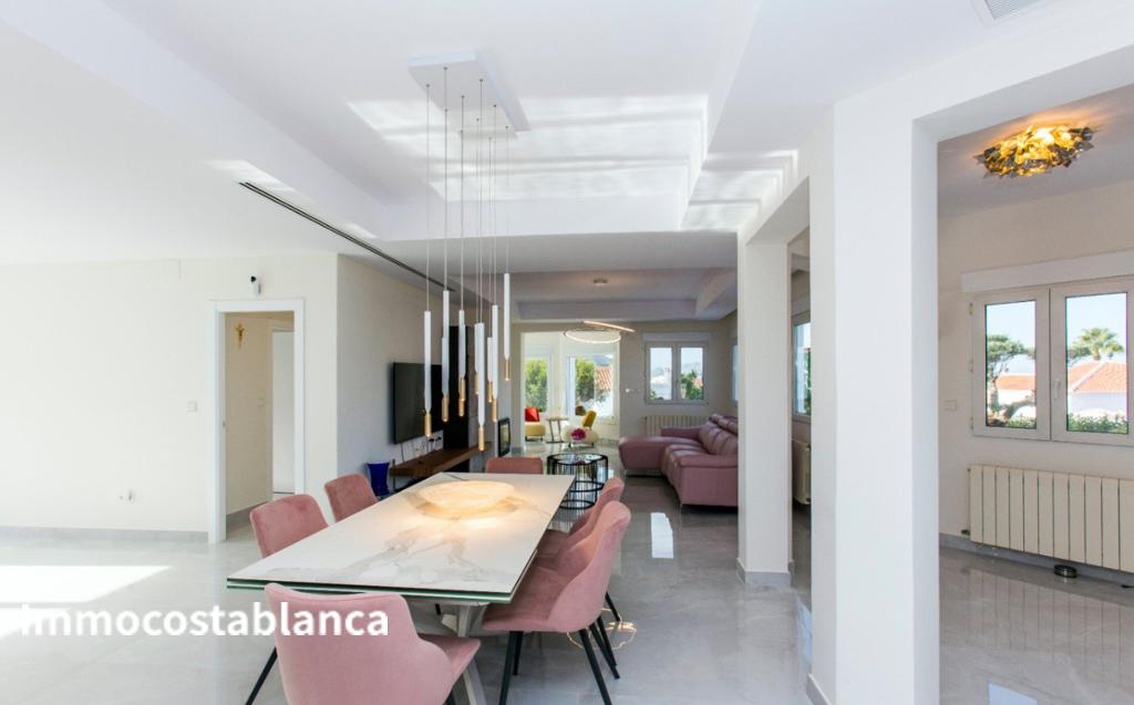 Detached house in Denia, 272 m², 1,345,000 €, photo 1, listing 18451536
