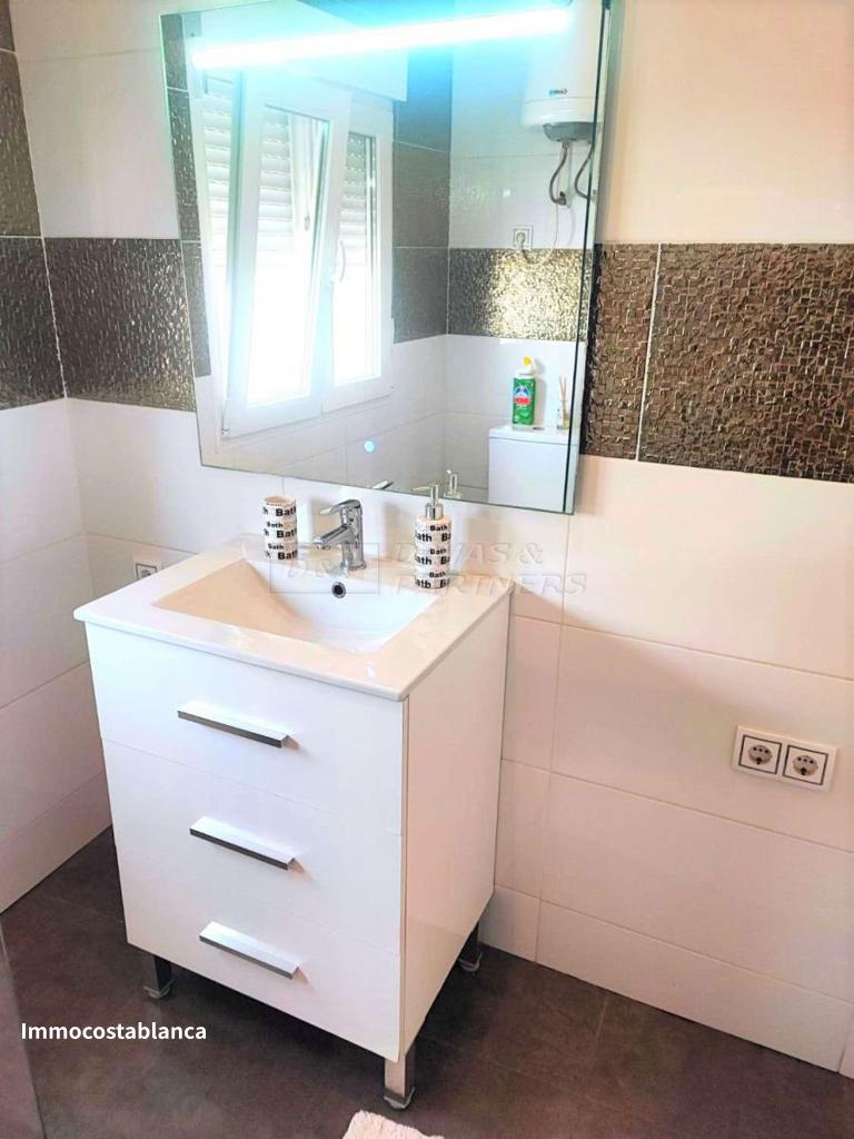 Townhome in Torrevieja, 83 m², 199,000 €, photo 1, listing 11375456