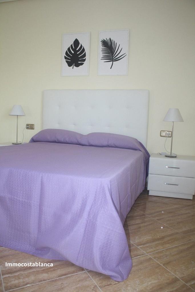 Villa in Torrevieja, 154 m², 550,000 €, photo 1, listing 11567536