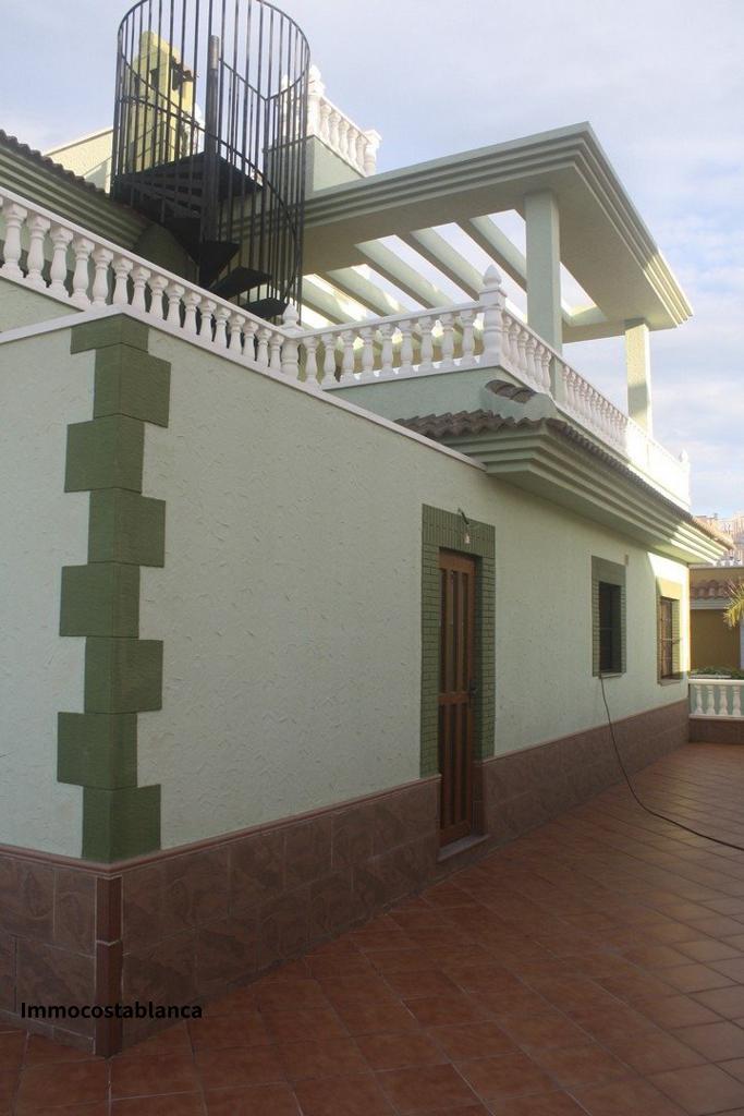 Villa in Torrevieja, 154 m², 550,000 €, photo 10, listing 11567536